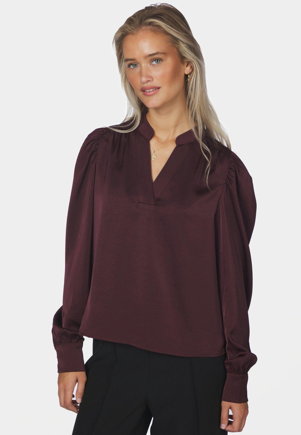 163769 Rosslyn Heavy Sateen Blouse_Burgundy_Model_0