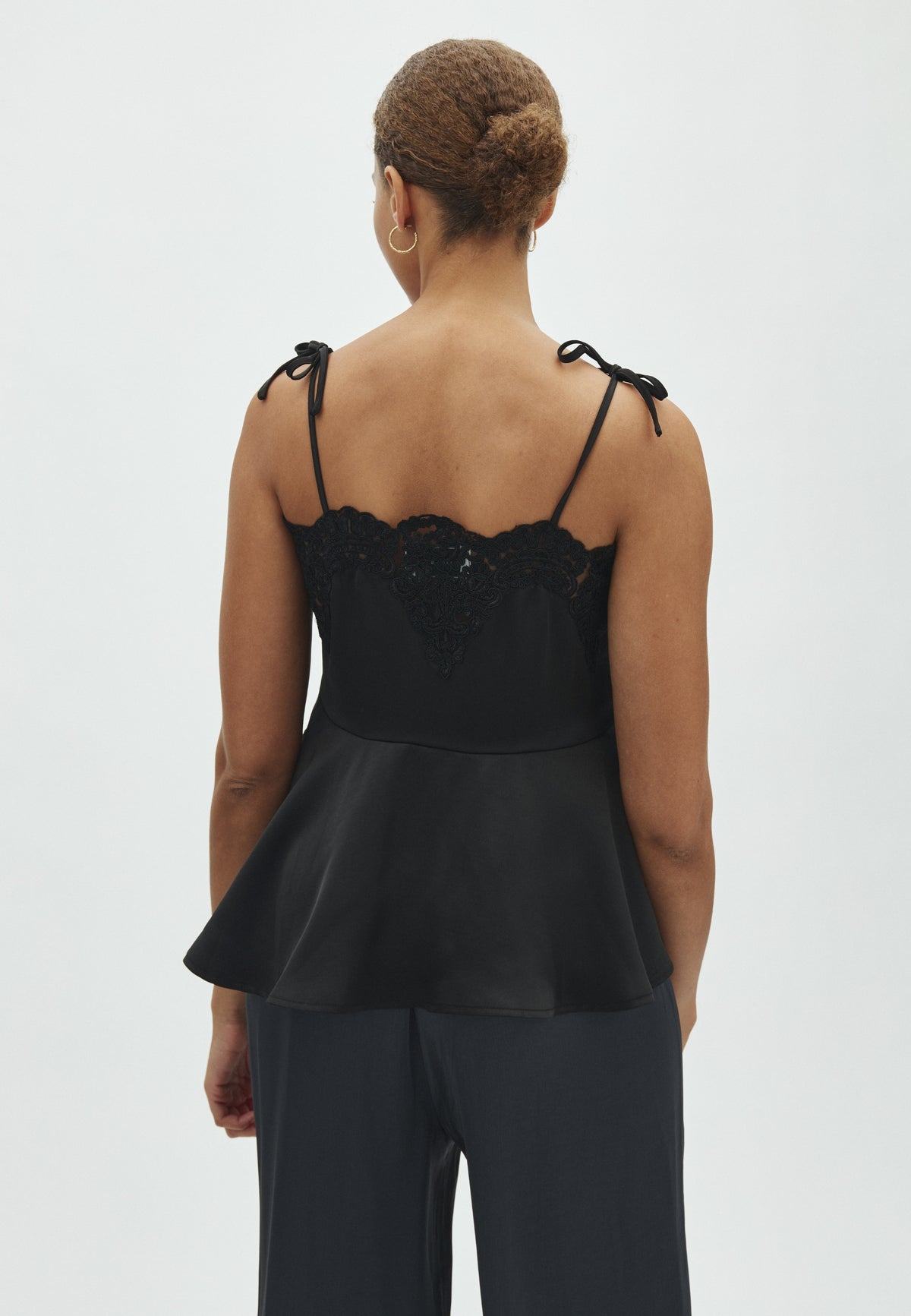 169570 Laela Heavy Sateen Lace Top_Black_Model_2